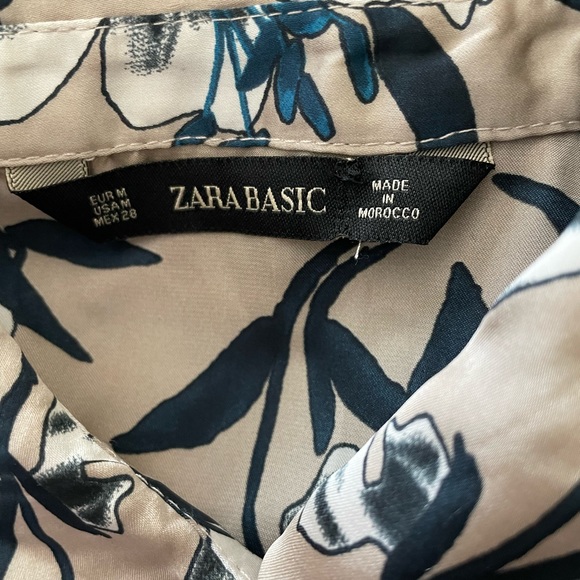 Zara • Floral Button Down Blouse - Picture 5 of 7